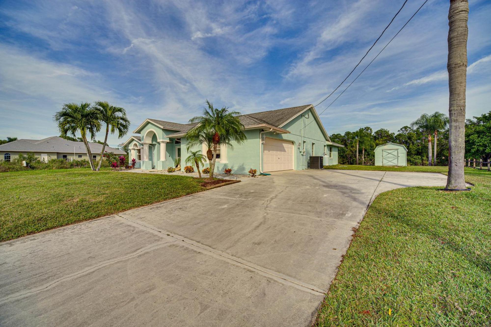 Port St Lucie Canal-Front Home With Private Pool! Port St. Lucie Exterior photo